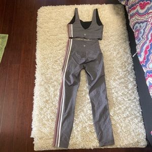 Lululemon Workout Set (matching bra and leggings)